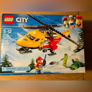 Rare Retired Lego City 60179 - Ambulance / Helicopter